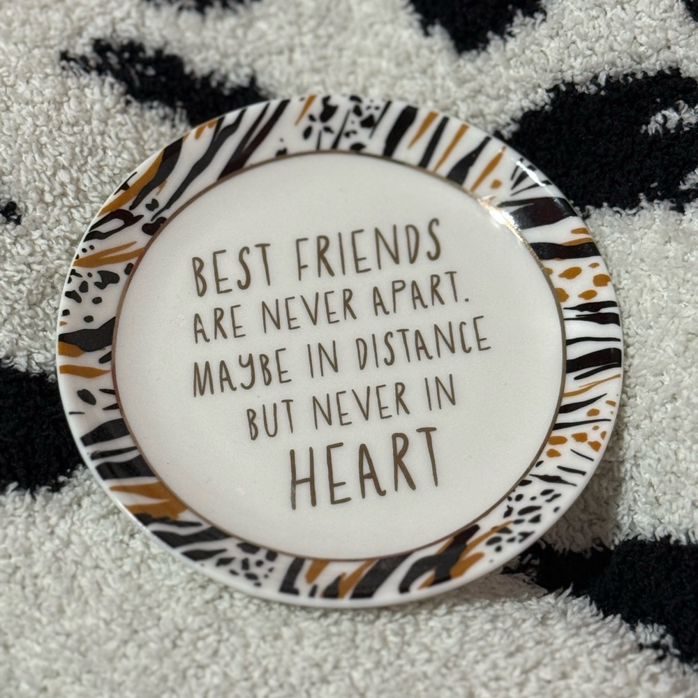 Jewelry Plate Decor
